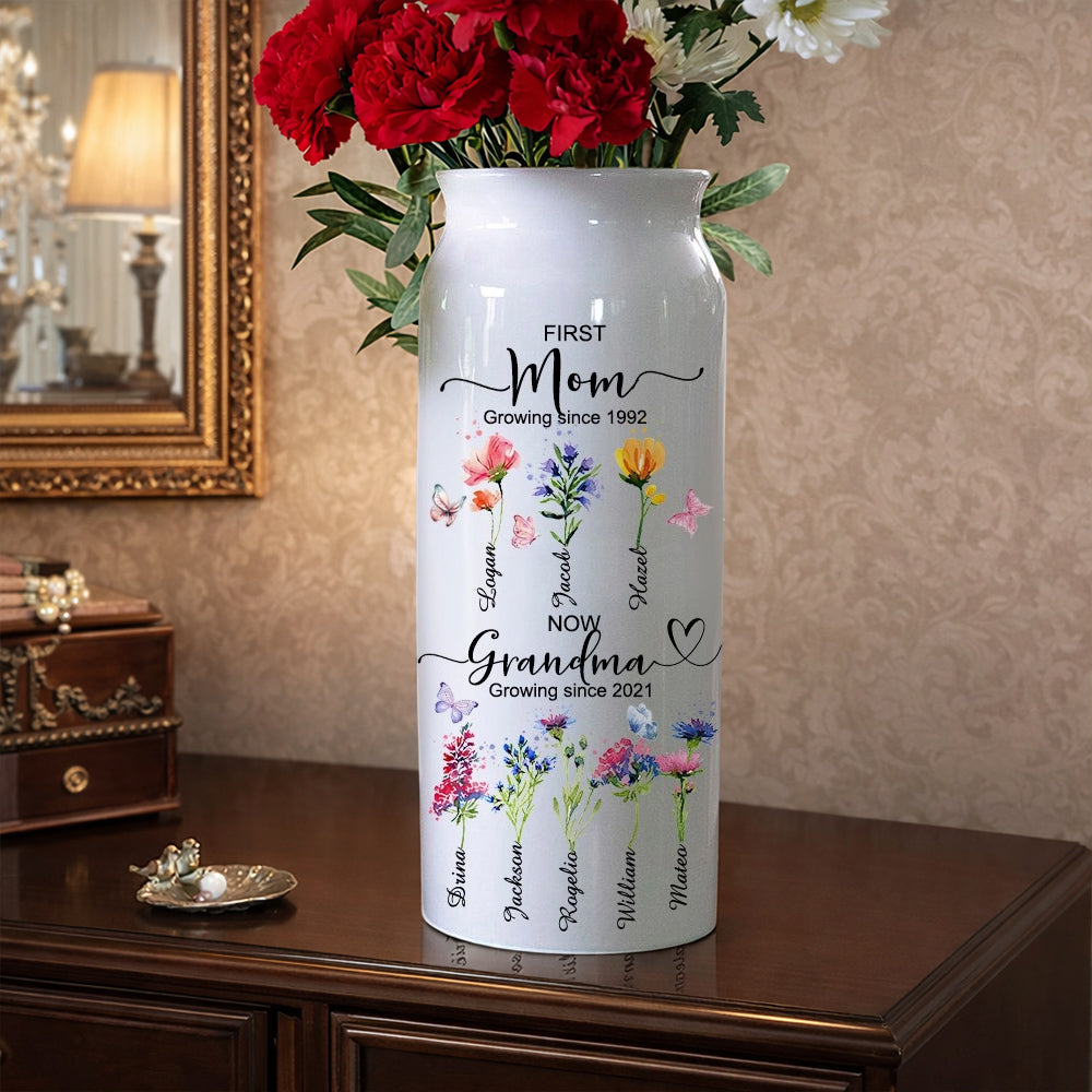 “First Mom, Now Grandma” Personalized Birth Flower Vase – Heartfelt Mother’s Day Gift for Mom or Grandma