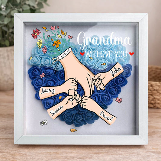 Personalized “We Love You Grandma” Holding Hands Flower Shadow Box – Custom Grandkids’ Names, Unique Mother’s Day Gift
