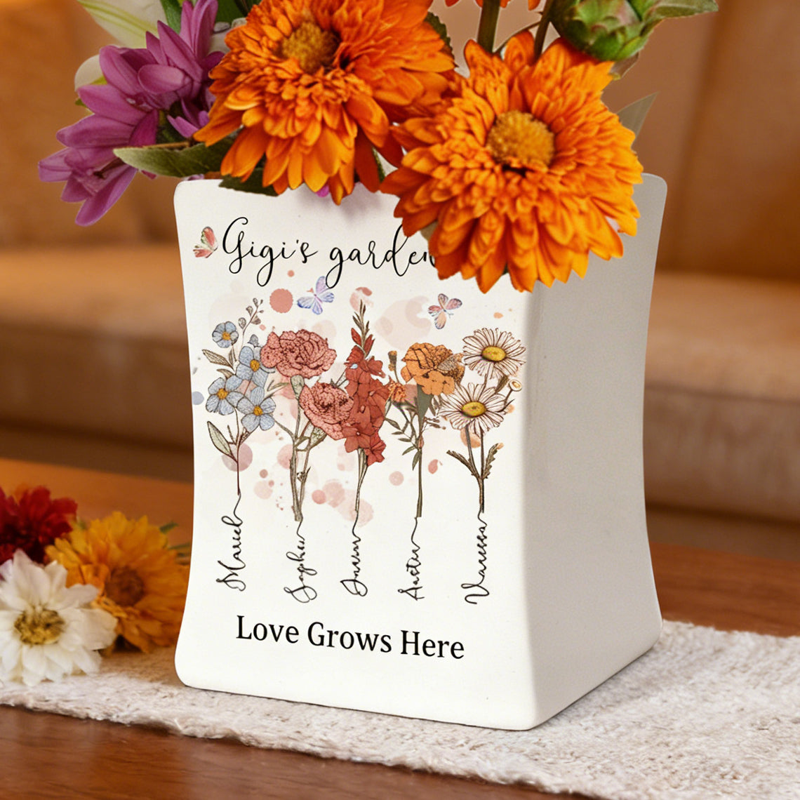 Custom Birth Flower Vase – “Grandma’s Garden, Love Grows Here” with Grandkids’ Names, Perfect Mother’s Day Gift