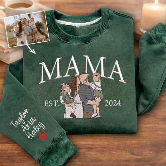 Personalized Mama Embroidered Photo Portrait Sweatshirt – Kids’ Names on Sleeve, Gift for Mom or New Mom