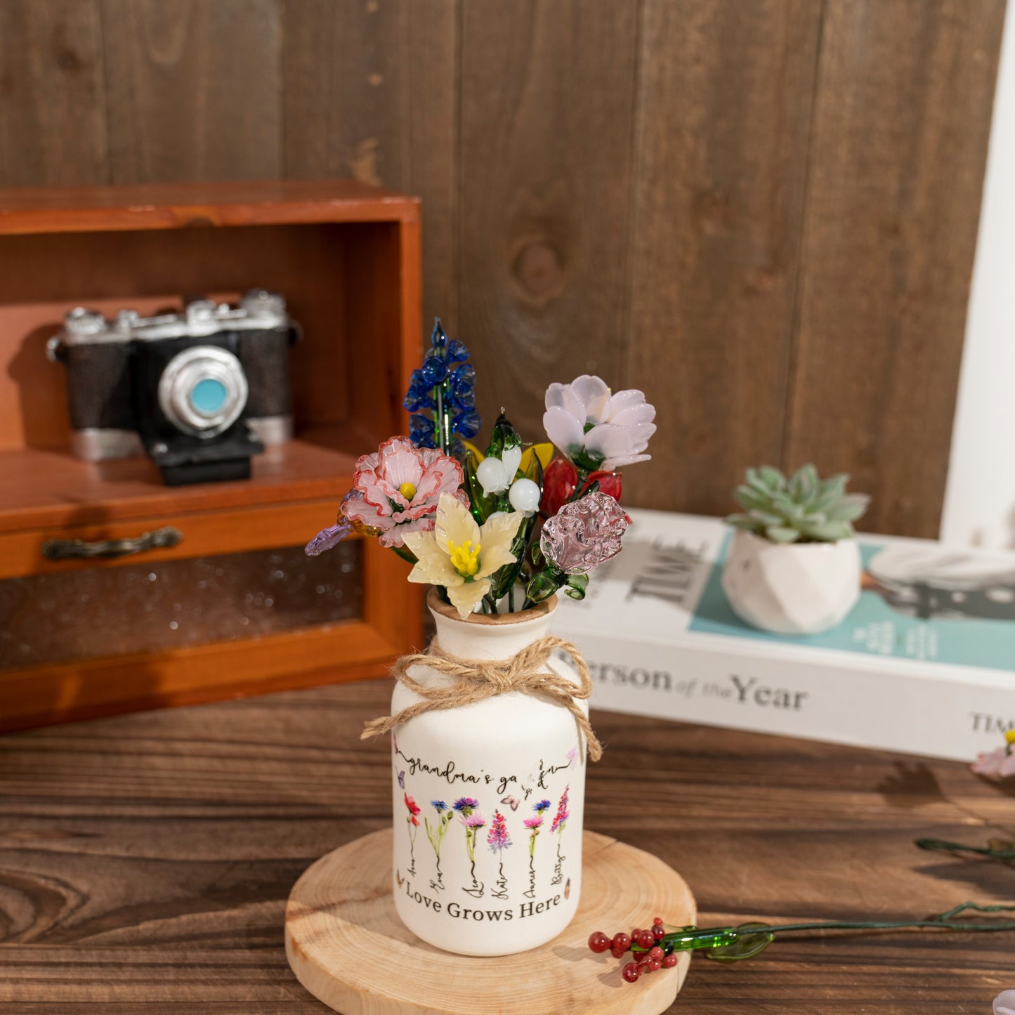 Peraonalized Grandma's Garden Birth Month Flower Vase with Kids Names